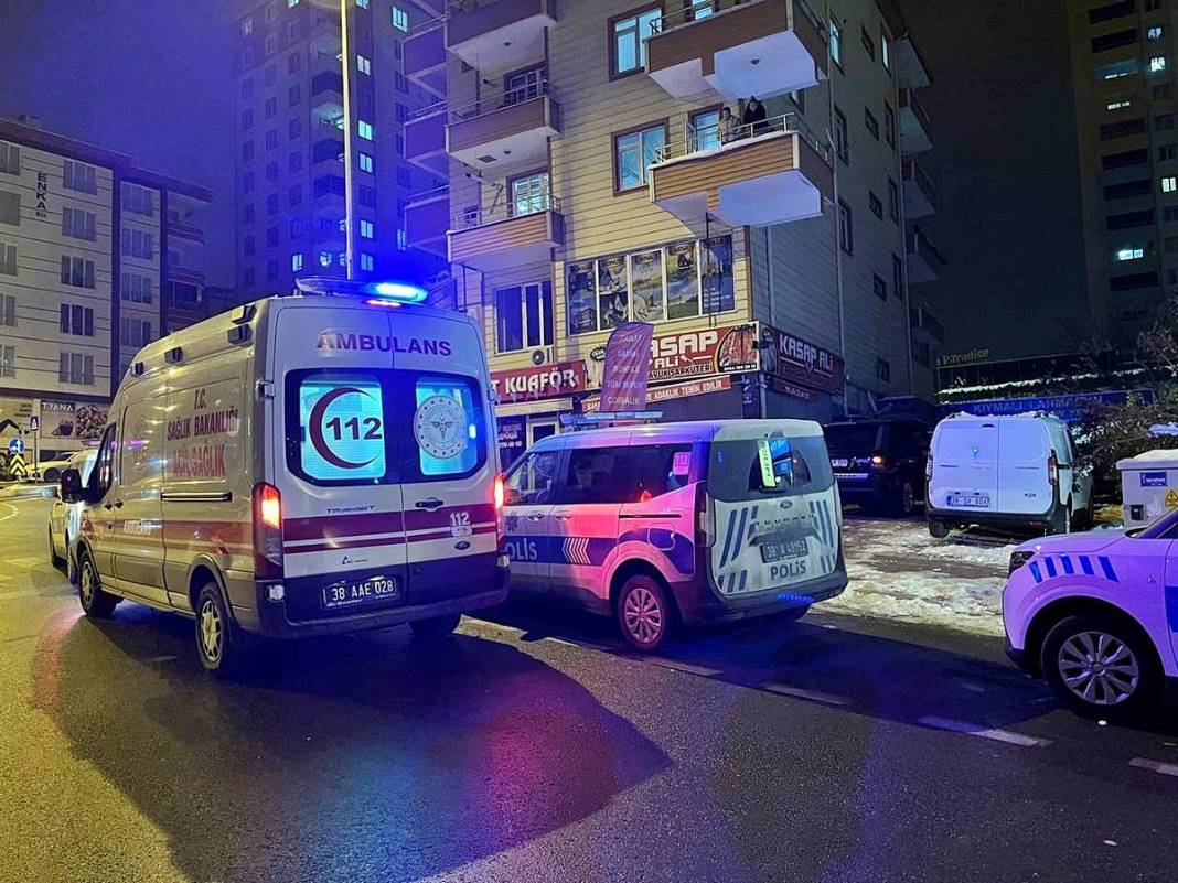 Polisi alarma geçiren cinayet ihbarındaki gerçek şaşkına çevirdi! Sinir krizi geçirip ortalığı birbirine kattı 1